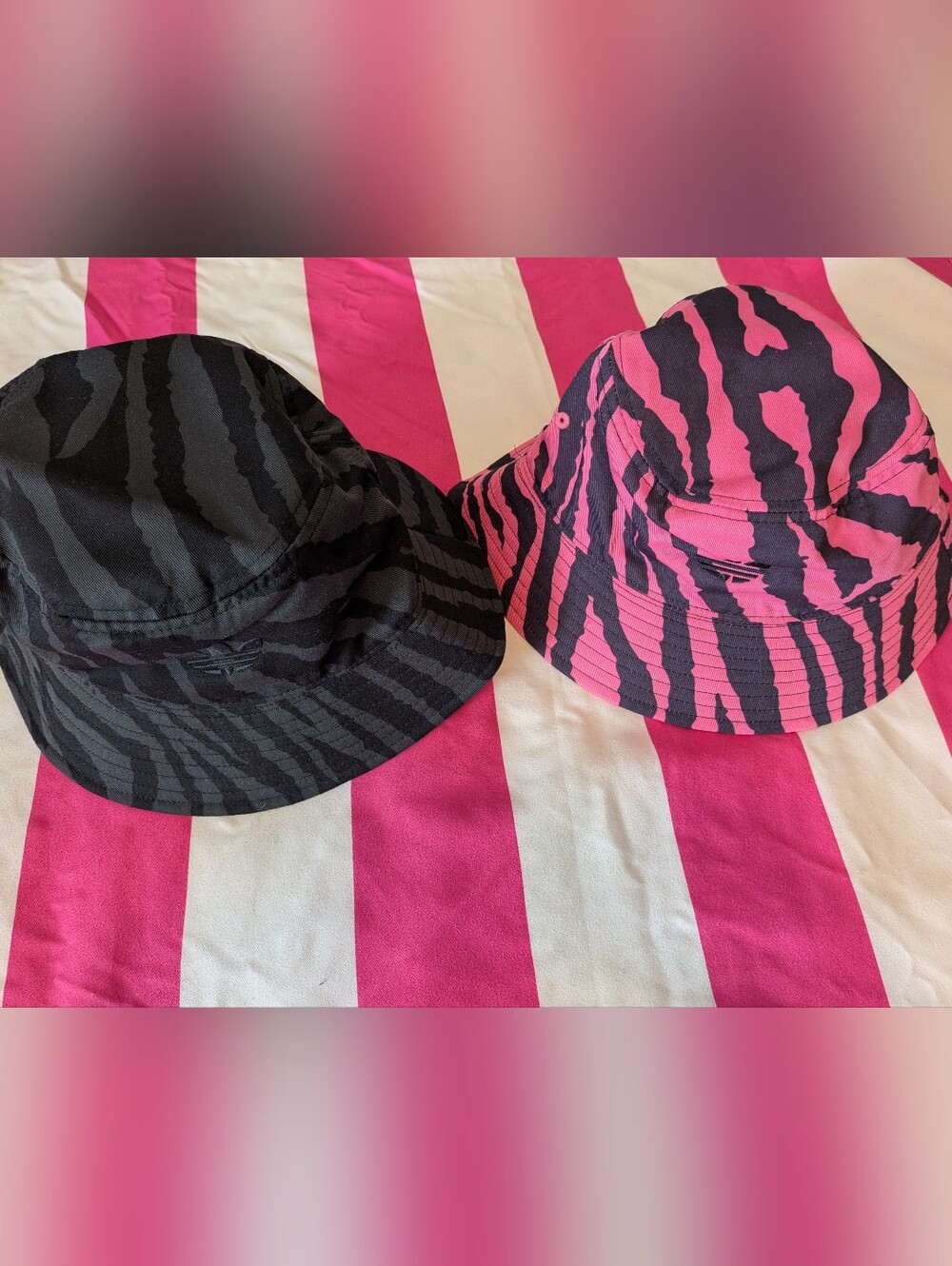 Adidas Men's Zebra Print Bucket Hat Duo - Black & Pink